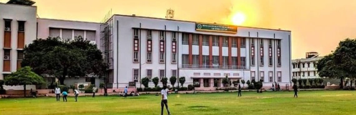 XYZ University